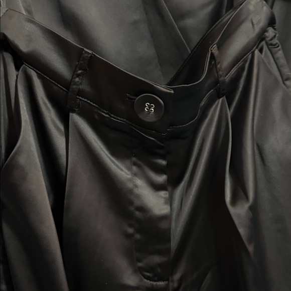 New York Leisure Two Piece Pants Set, Satin, Oversized | Small | Commense - Picture 6 of 10